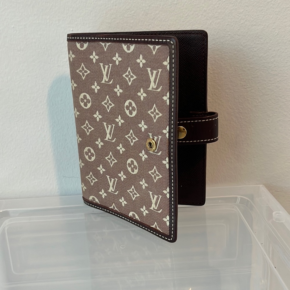 Vintage Louis Vuitton Agenda/Passport Case